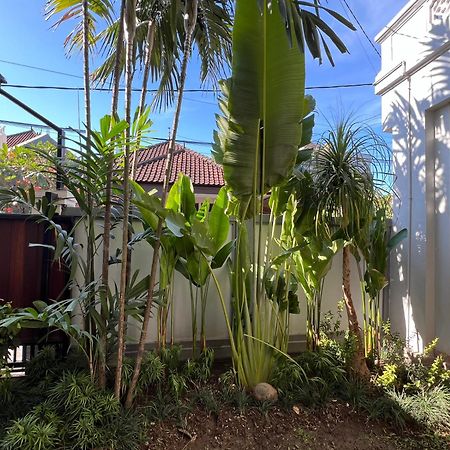 Villa Makmur Kerobokan Exterior foto